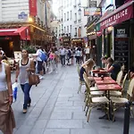 Superbe باريس